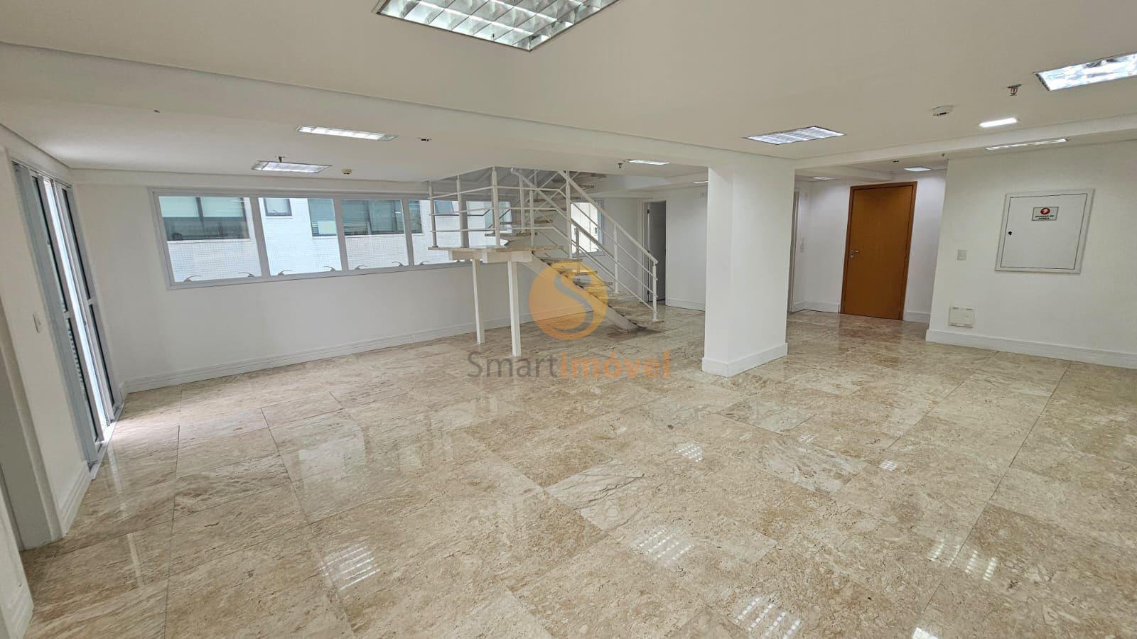 Sala Comercial Consult&oacute;rio com 240m&sup2;, 2 vagas de garagem  São Paulo - 