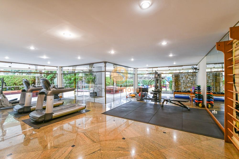 Apartamento com 244m&sup2;, 3 quartos, sendo 3 su&iacute;tes, e 3 vagas  São Paulo - 