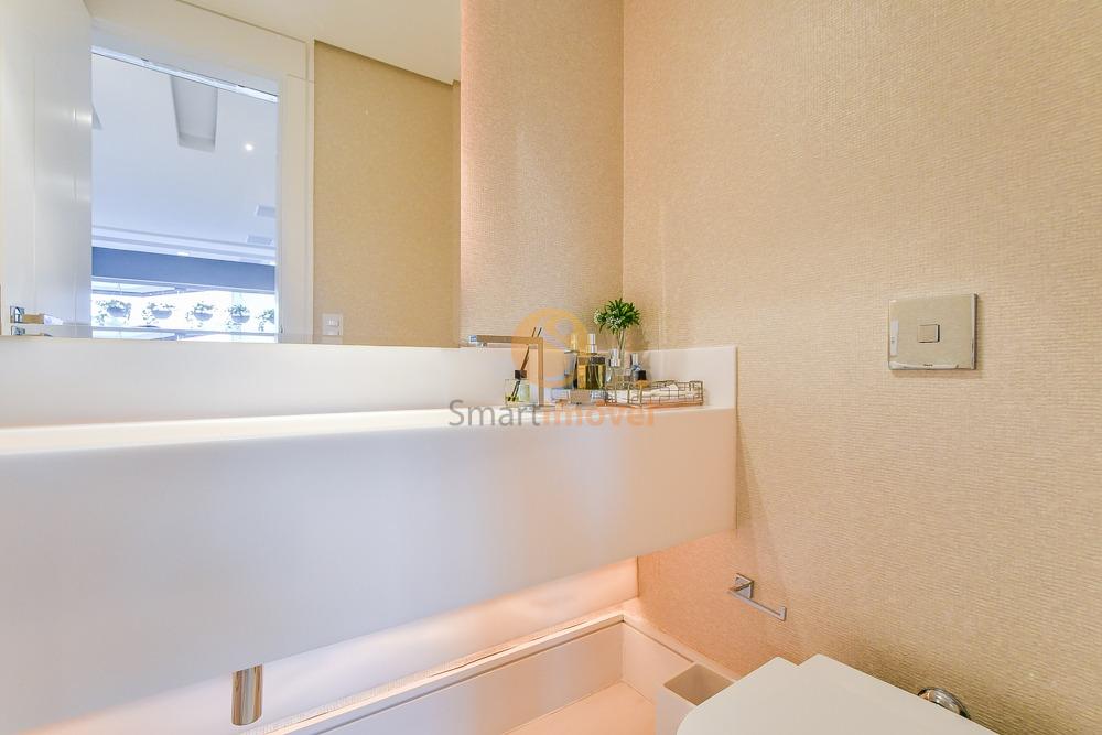 Apartamento com 244m&sup2;, 3 quartos, sendo 3 su&iacute;tes, e 3 vagas  São Paulo - 