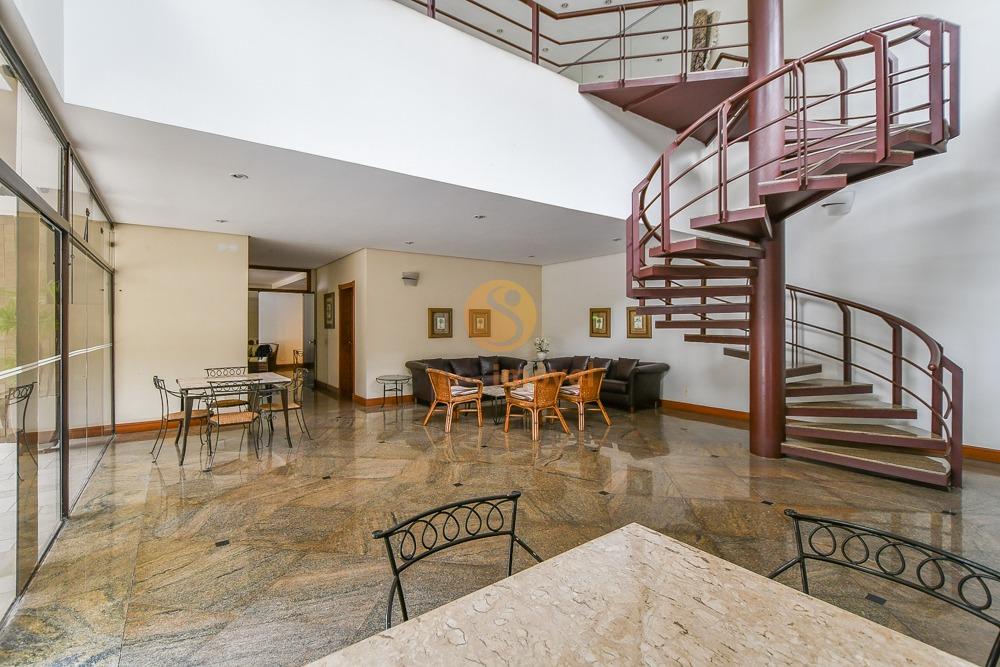 Apartamento com 244m&sup2;, 3 quartos, sendo 3 su&iacute;tes, e 3 vagas  São Paulo - 