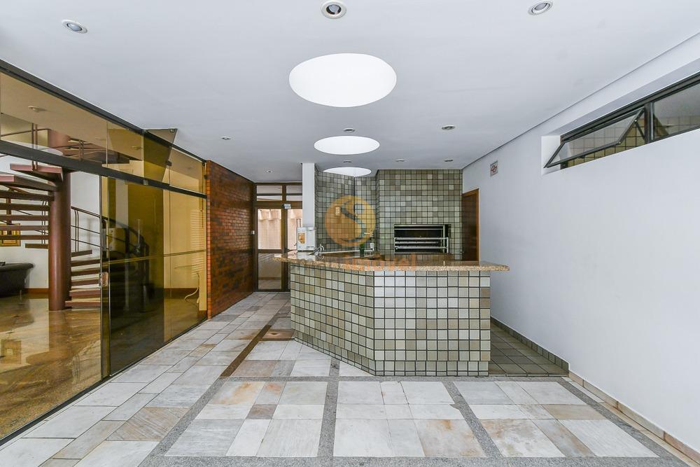Apartamento com 244m&sup2;, 3 quartos, sendo 3 su&iacute;tes, e 3 vagas  São Paulo - 