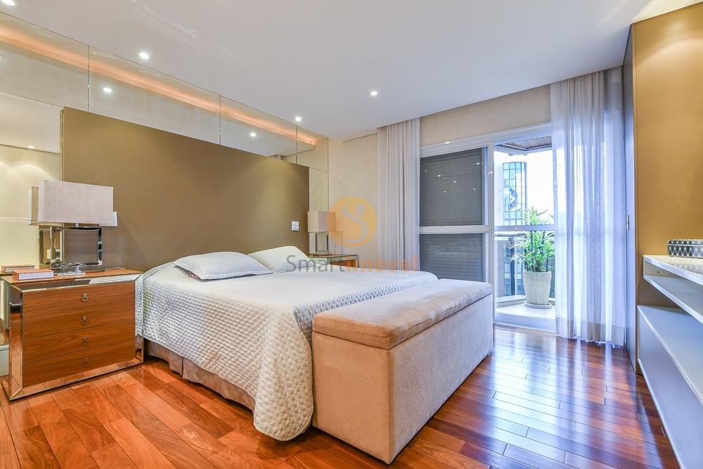 Apartamento com 244m&sup2;, 3 quartos, sendo 3 su&iacute;tes, e 3 vagas  São Paulo - 