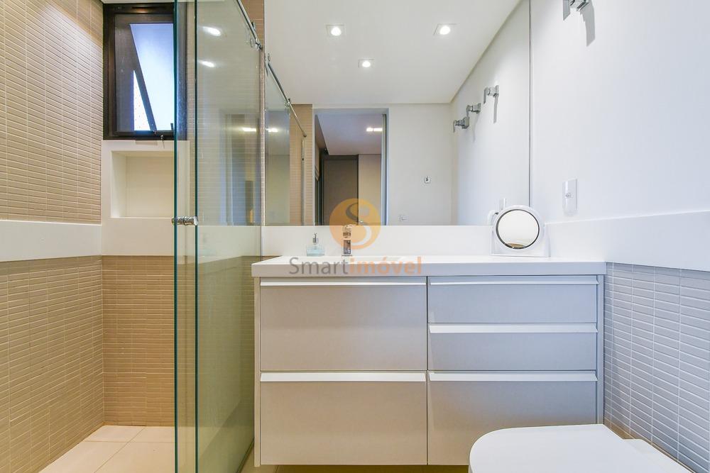 Apartamento com 244m&sup2;, 3 quartos, sendo 3 su&iacute;tes, e 3 vagas  São Paulo - 