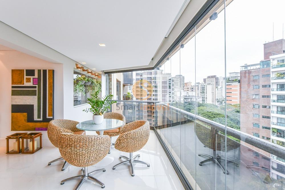 Apartamento com 244m&sup2;, 3 quartos, sendo 3 su&iacute;tes, e 3 vagas  São Paulo - 