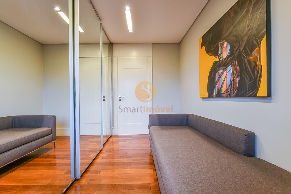 Apartamento com 244m&sup2;, 3 quartos, sendo 3 su&iacute;tes, e 3 vagas  São Paulo - 