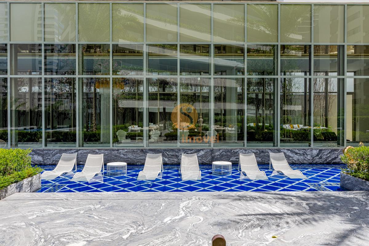 Cobertura para venda em Moema com 4 quartos, sendo 4 su&iacute;tes, 418m&sup2;  São Paulo - 