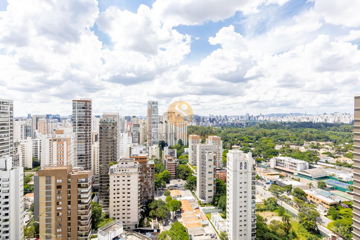 Cobertura para venda em Moema com 4 quartos, sendo 4 su&iacute;tes, 418m&sup2;  São Paulo - 