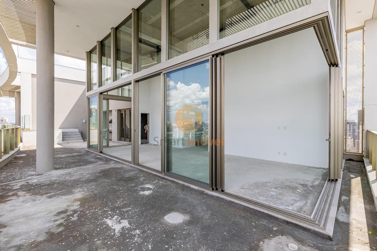 Cobertura para venda em Moema com 4 quartos, sendo 4 su&iacute;tes, 418m&sup2;  São Paulo - 