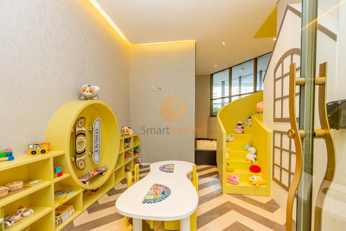 Cobertura para venda em Moema com 4 quartos, sendo 4 su&iacute;tes, 418m&sup2;  São Paulo - 