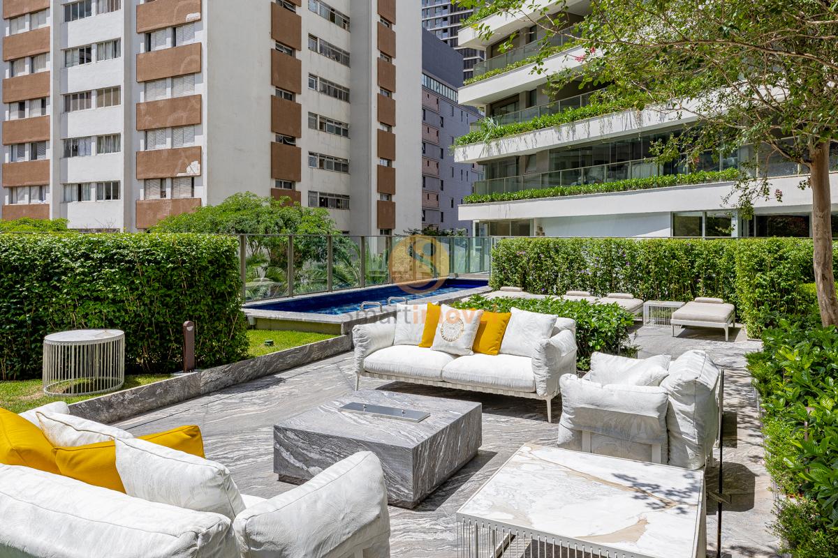 Cobertura para venda em Moema com 4 quartos, sendo 4 su&iacute;tes, 418m&sup2;  São Paulo - 