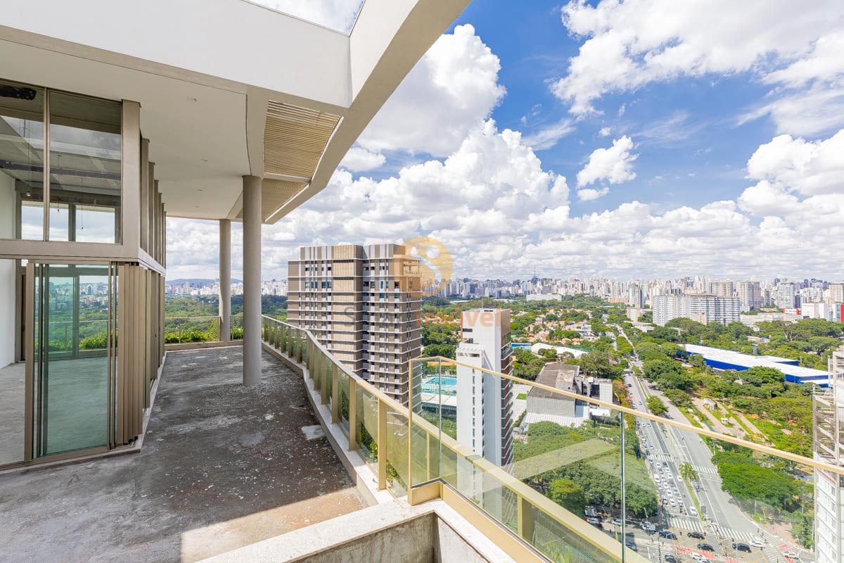 Cobertura para venda em Moema com 4 quartos, sendo 4 su&iacute;tes, 418m&sup2;  São Paulo - 