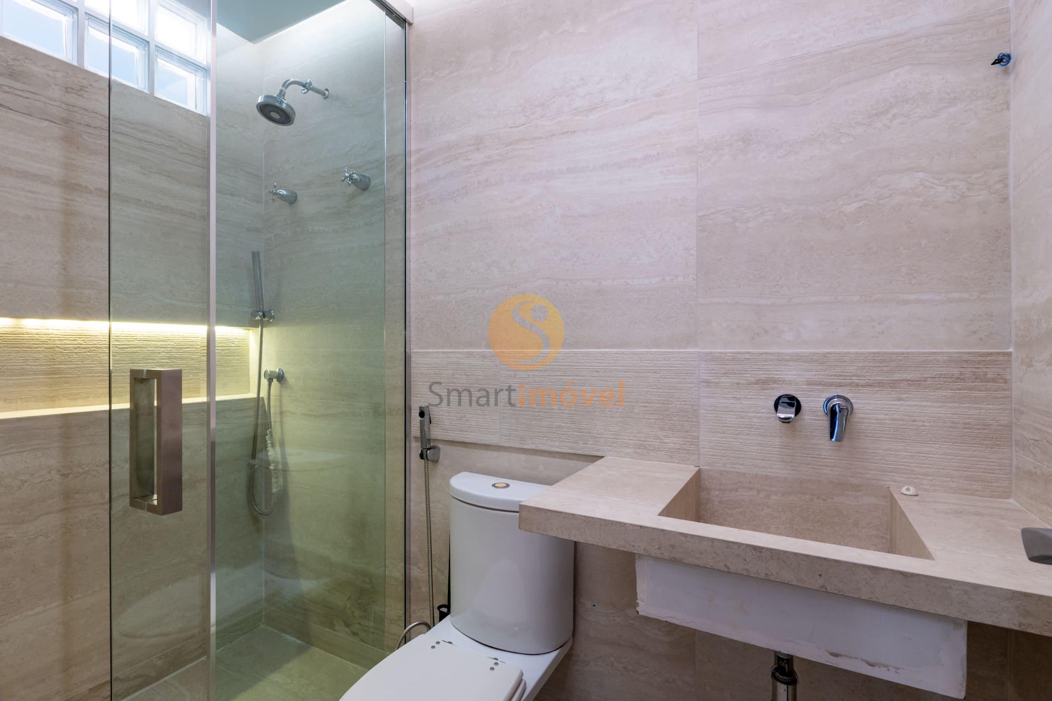 Apartamento com 234m&sup2;, 4 quartos, sendo 4 su&iacute;tes, 4 vagas  São Paulo - 