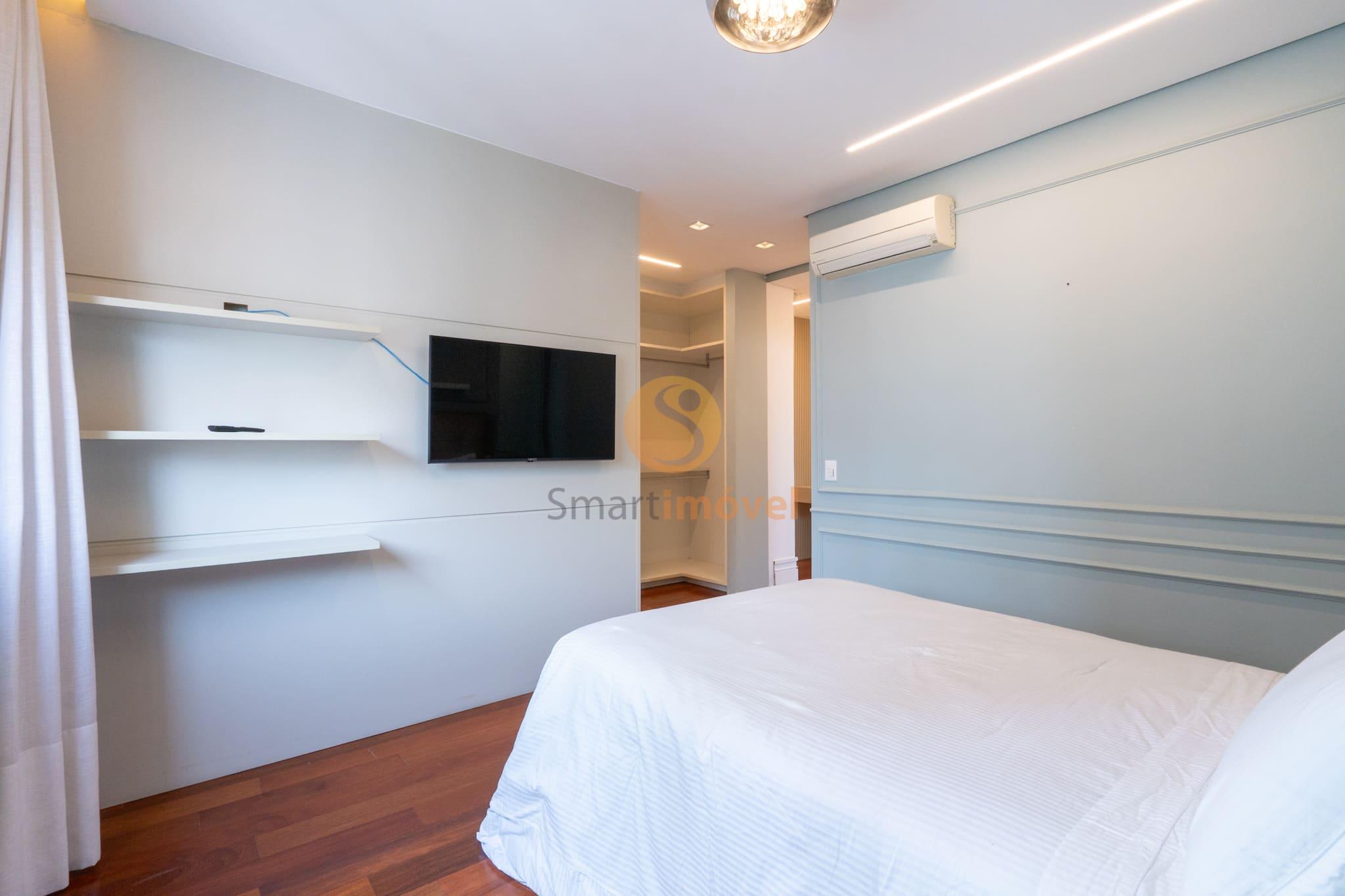 Apartamento com 234m&sup2;, 4 quartos, sendo 4 su&iacute;tes, 4 vagas  São Paulo - 