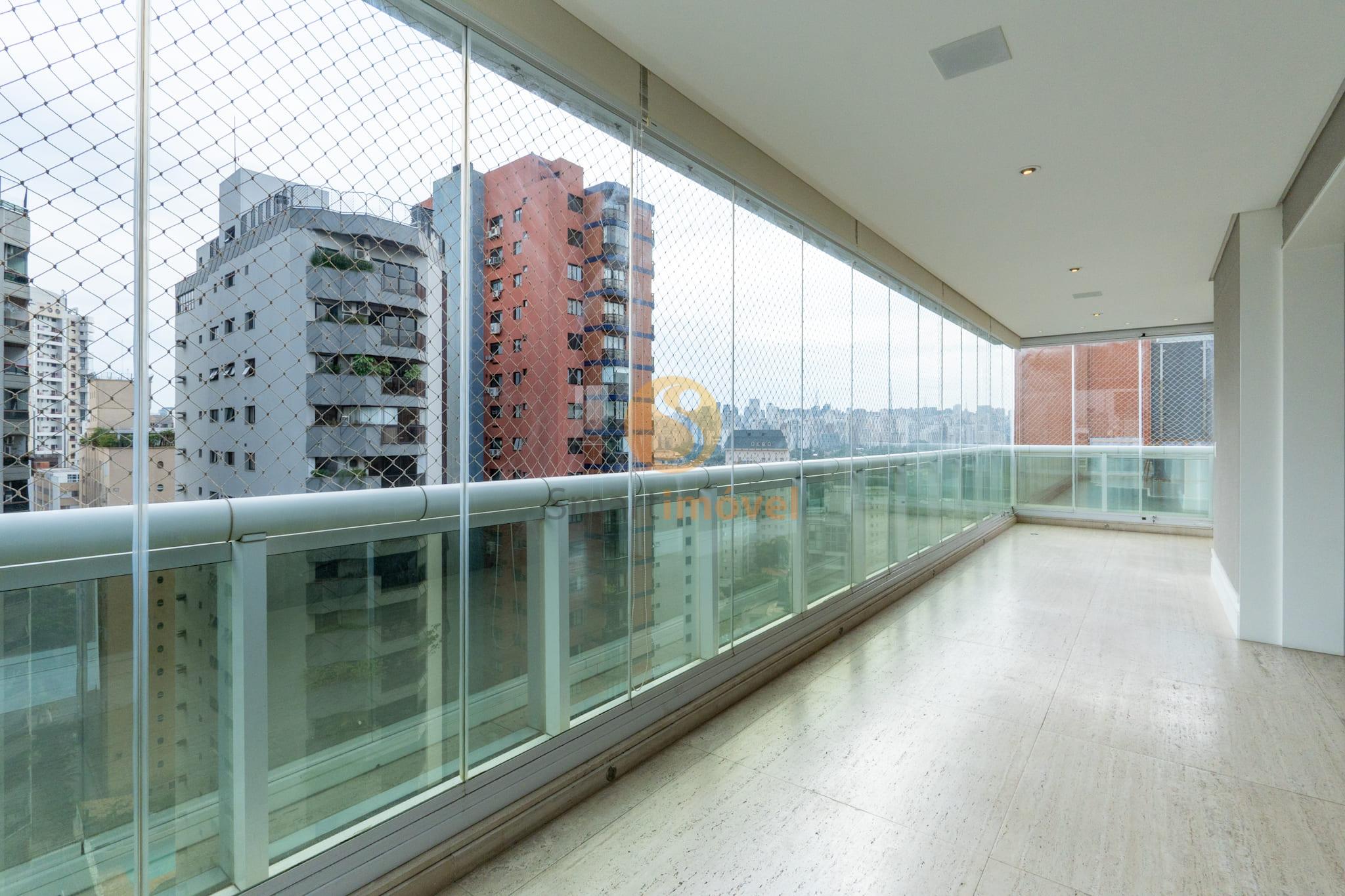Apartamento com 234m&sup2;, 4 quartos, sendo 4 su&iacute;tes, 4 vagas  São Paulo - 