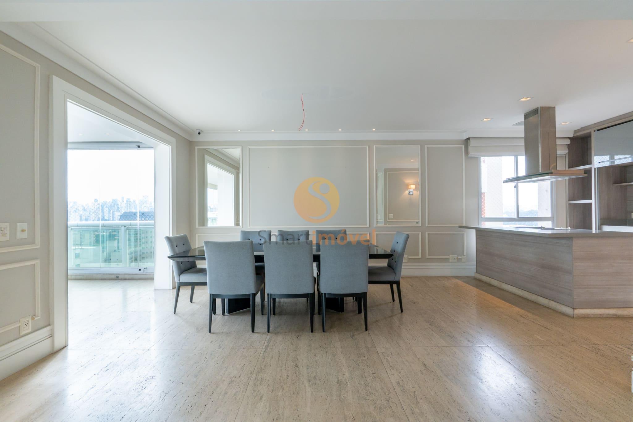 Apartamento com 234m&sup2;, 4 quartos, sendo 4 su&iacute;tes, 4 vagas  São Paulo - 