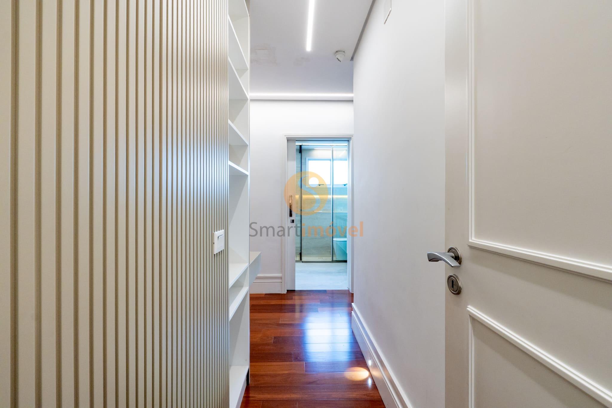 Apartamento com 234m&sup2;, 4 quartos, sendo 4 su&iacute;tes, 4 vagas  São Paulo - 