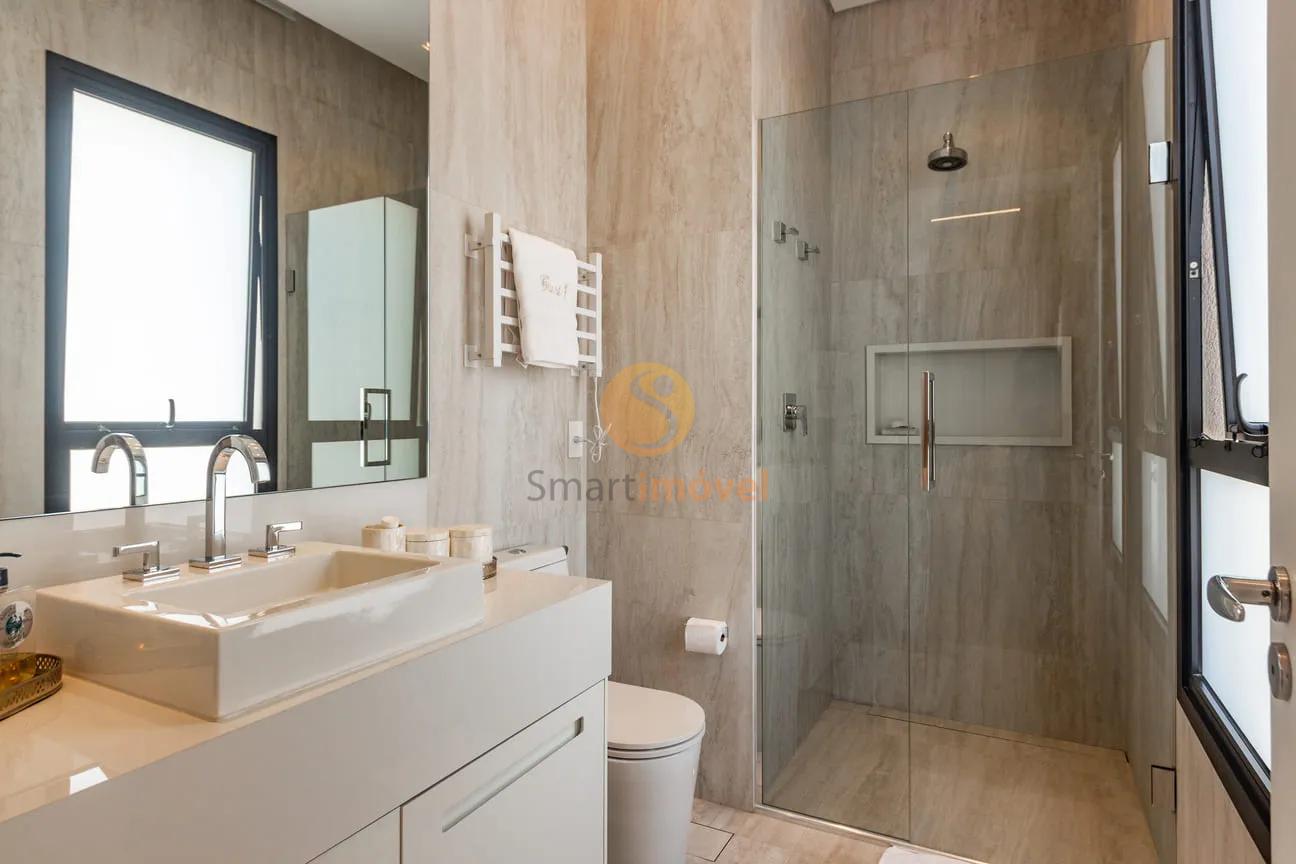 Cobertura Triplex com 476 m&sup2; mobiliada, em resort de Luxo  São Paulo - 