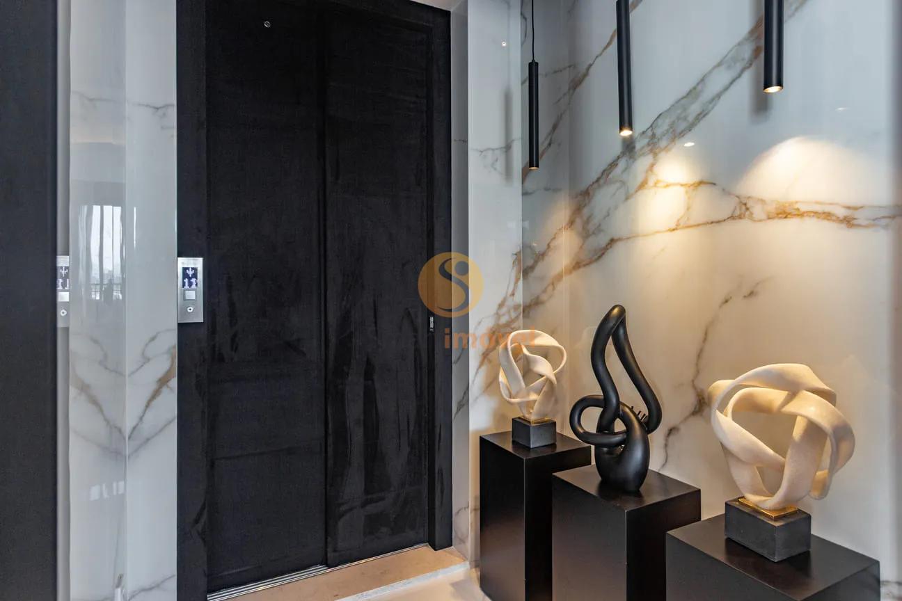 Cobertura Triplex com 476 m&sup2; mobiliada, em resort de Luxo  São Paulo - 