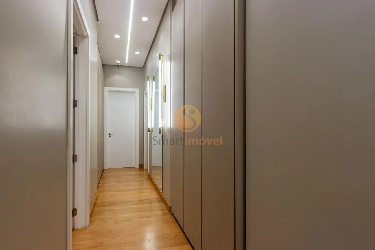 Cobertura Triplex com 476 m&sup2; mobiliada, em resort de Luxo  São Paulo - 
