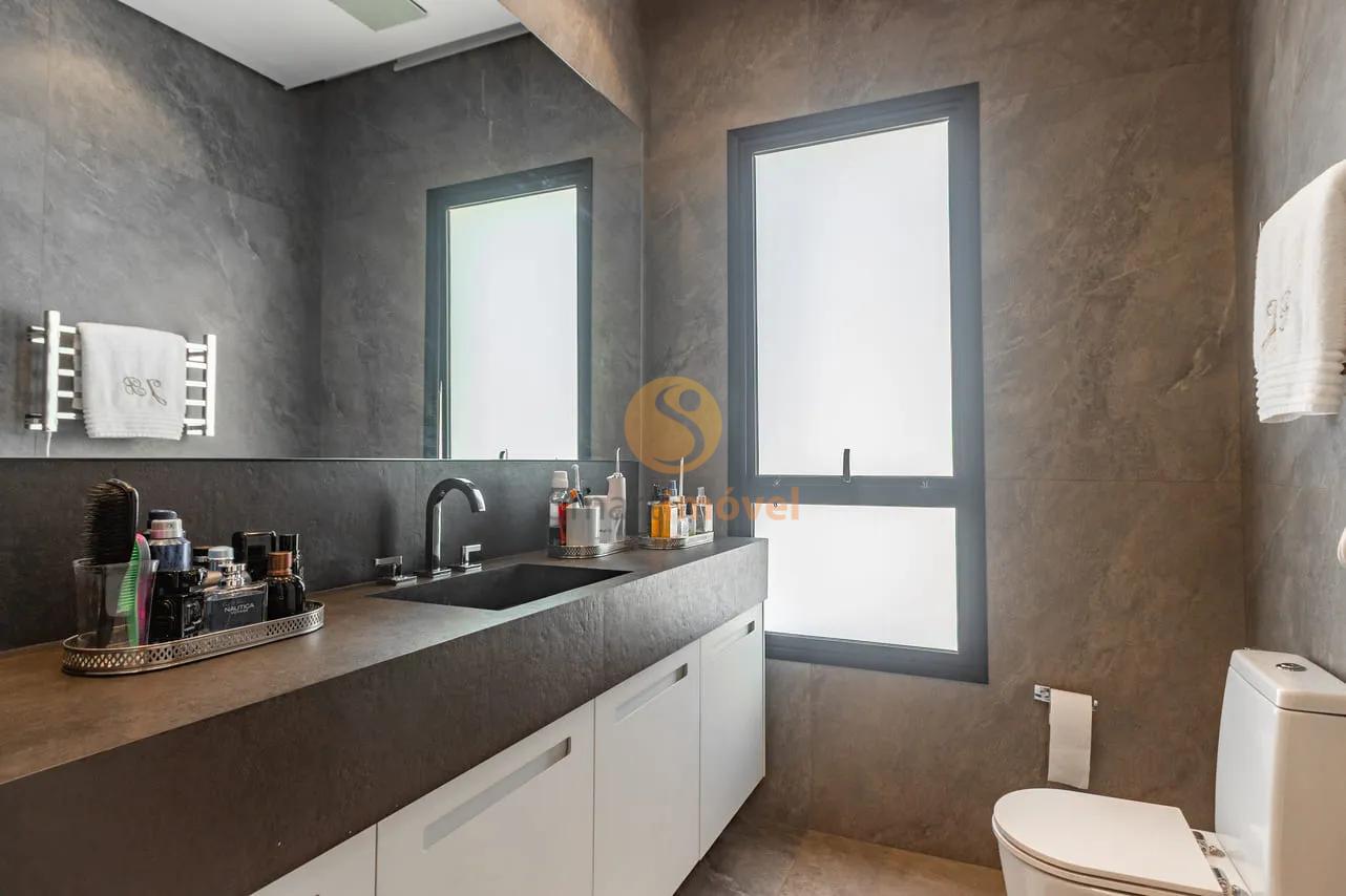 Cobertura Triplex com 476 m&sup2; mobiliada, em resort de Luxo  São Paulo - 