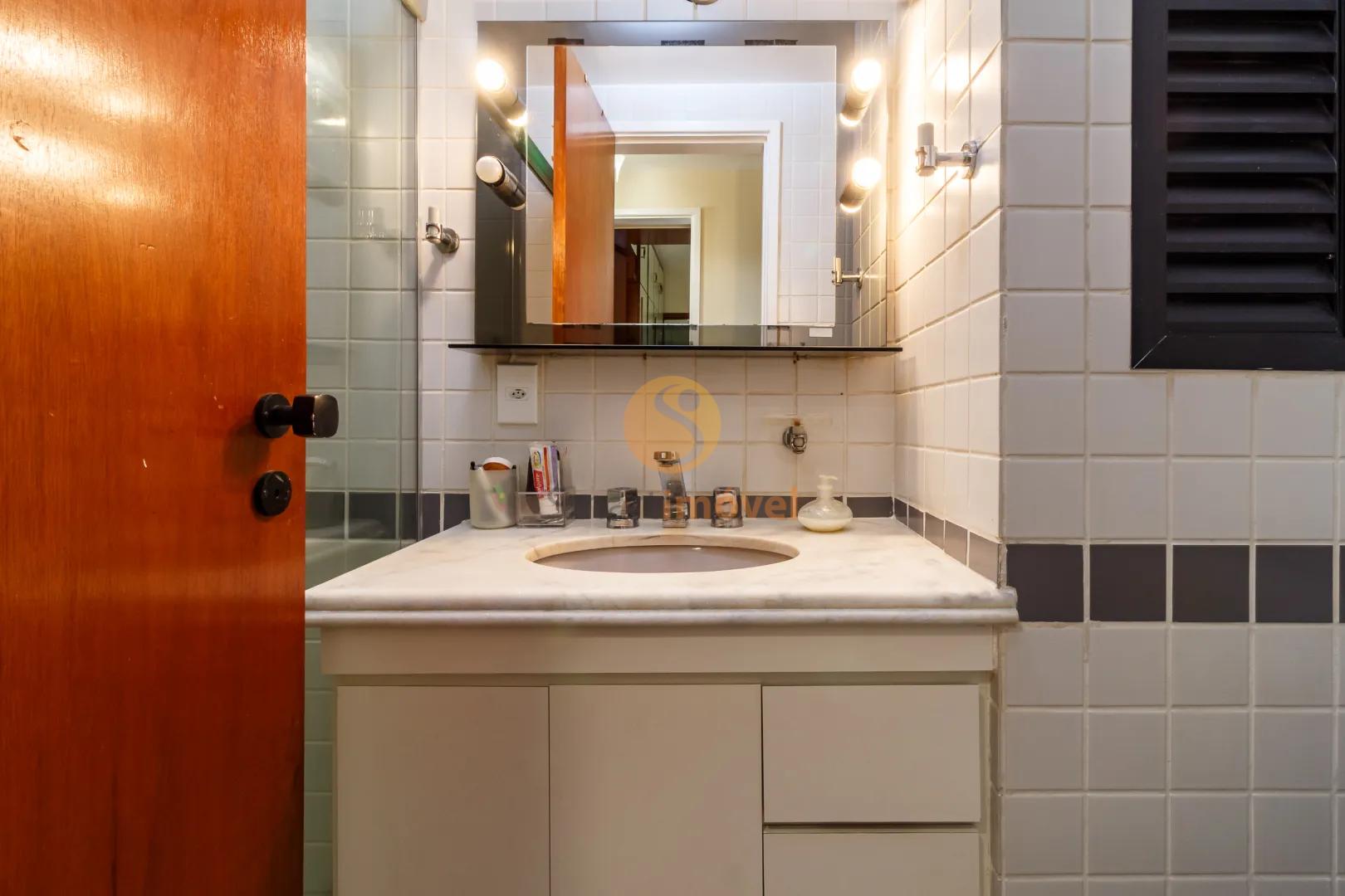 Aconchegante apartamento na Vila Nova Concei&ccedil;&atilde;o com 3 quartos, sendo 1 su&iacute;te, 74m&sup2;  São Paulo - 