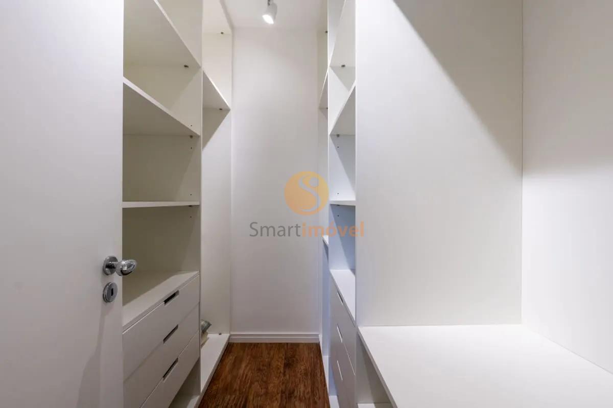 Apartamento com 165m&sup2;, 3 quartos, sendo 3 su&iacute;tes e 3 vagas  São Paulo - 