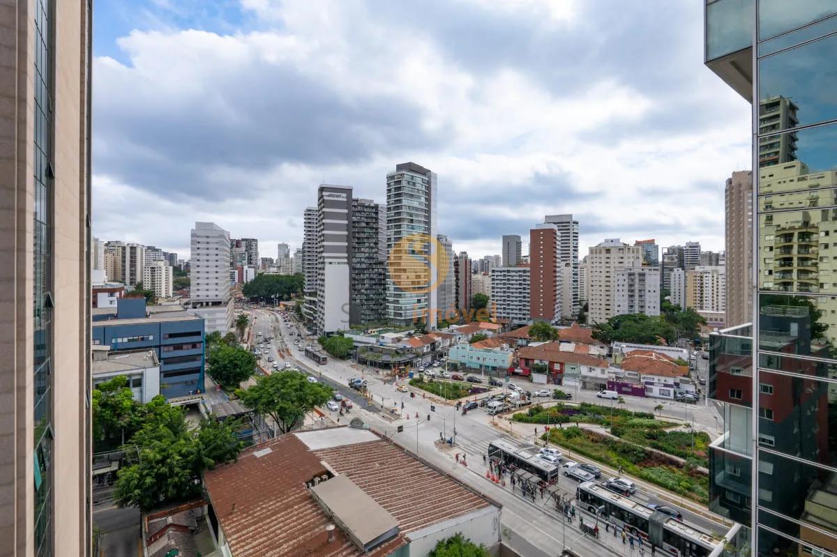 Apartamento com 165m&sup2;, 3 quartos, sendo 3 su&iacute;tes e 3 vagas  São Paulo - 