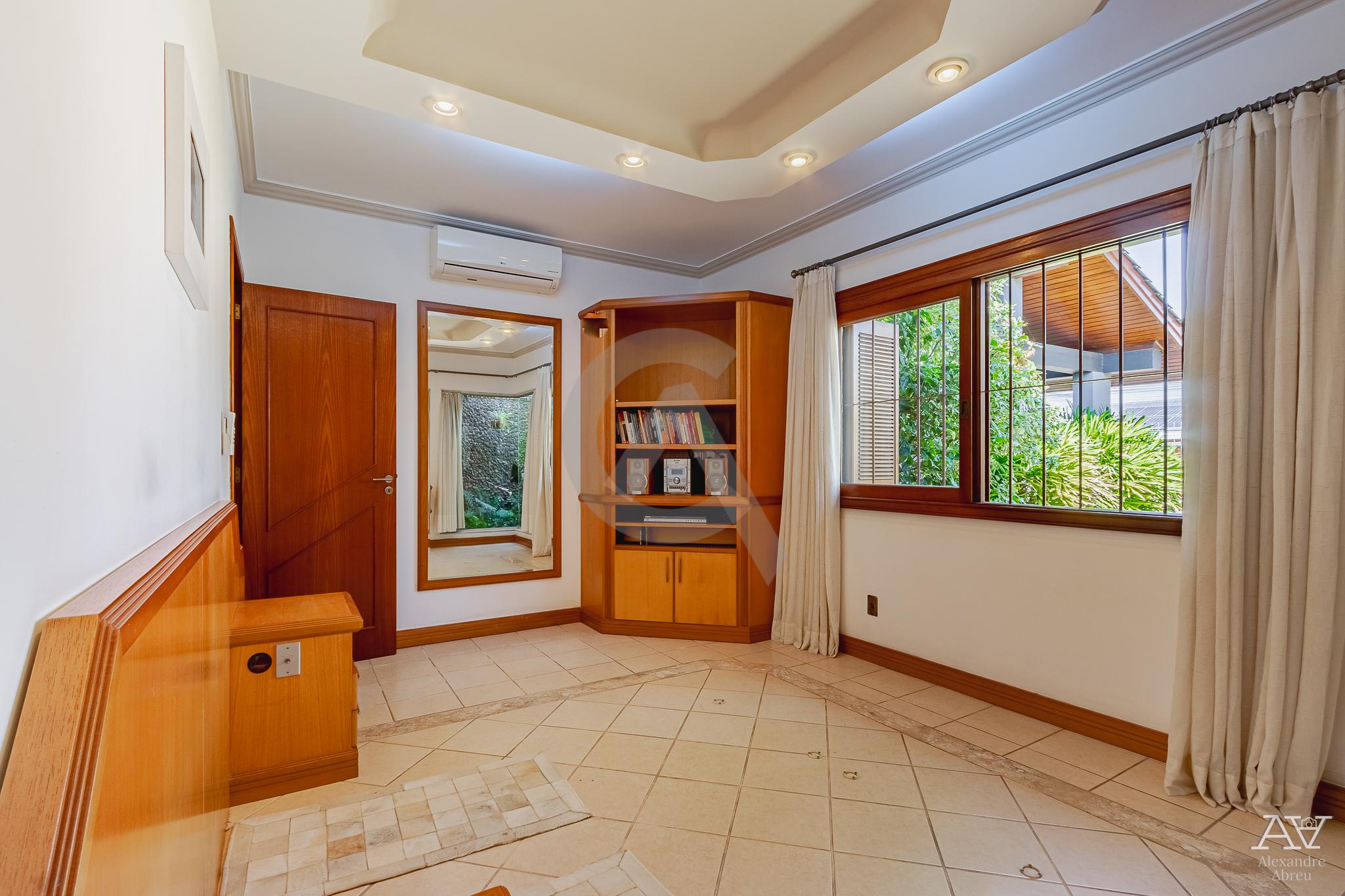 Casa, 3 quartos, 274 m² - Foto 23