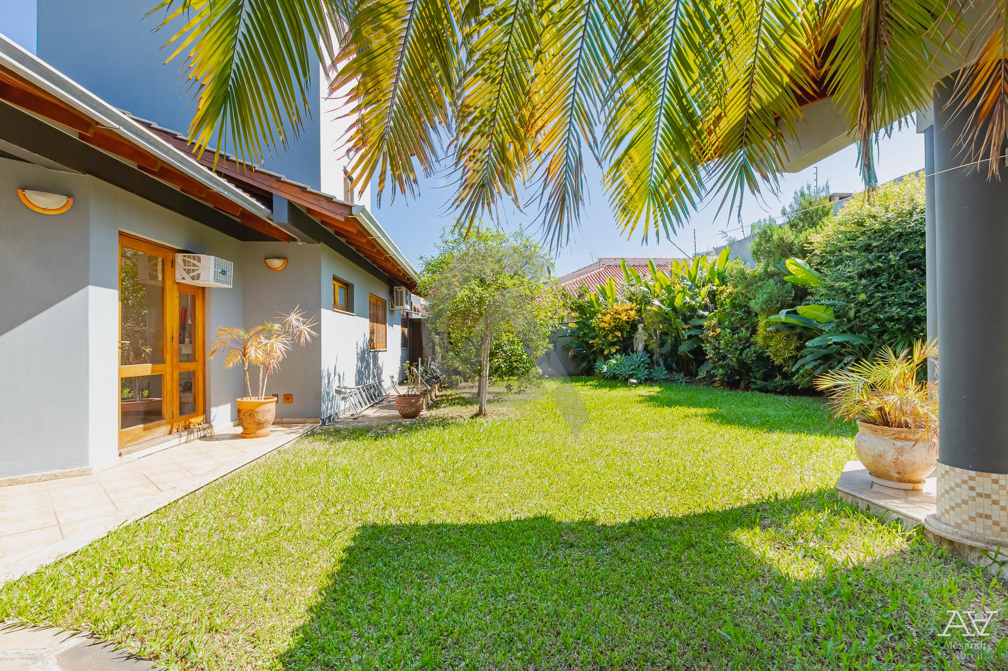 Casa, 3 quartos, 274 m² - Foto 38