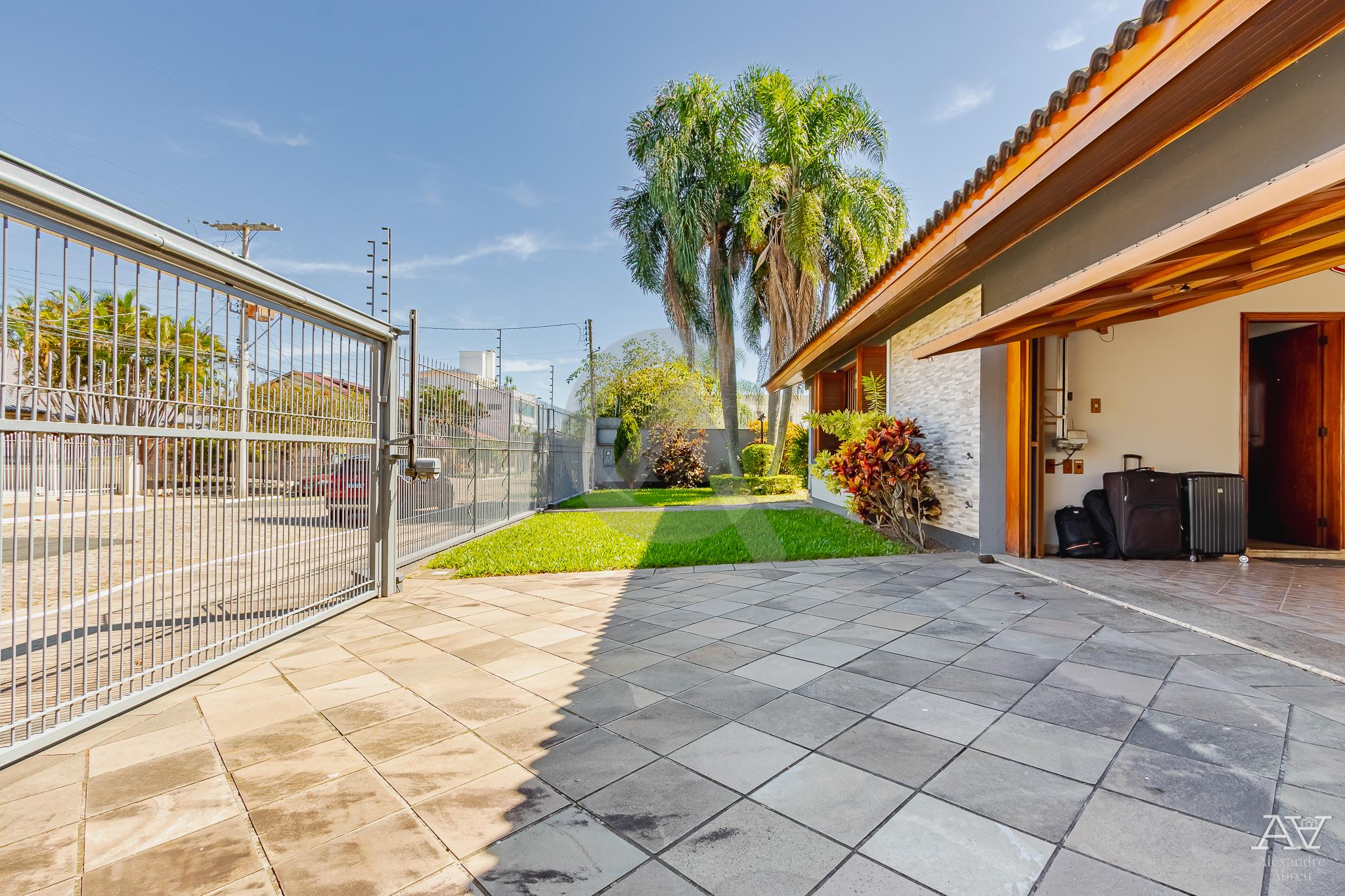 Casa, 3 quartos, 274 m² - Foto 3