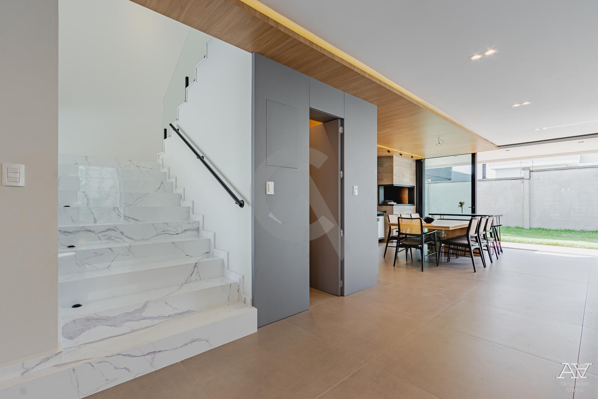 Casa, 4 quartos, 377 m² - Foto 2