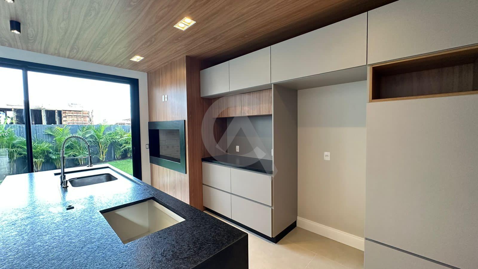 Casa, 4 quartos, 210 m² - Foto 6