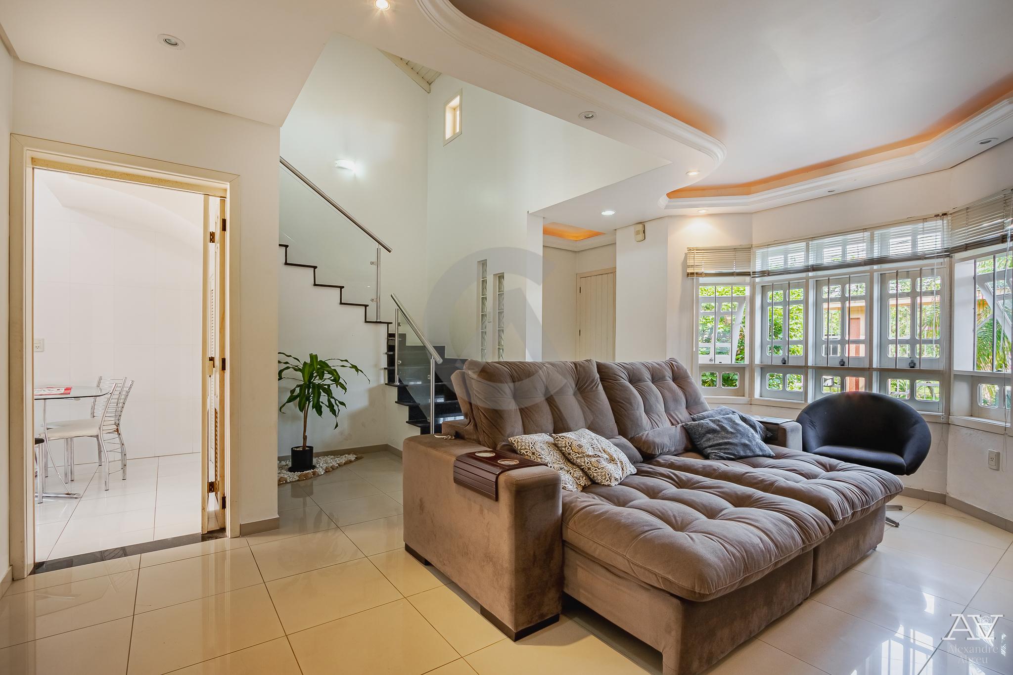 Casa, 4 quartos, 194 m² - Foto 2