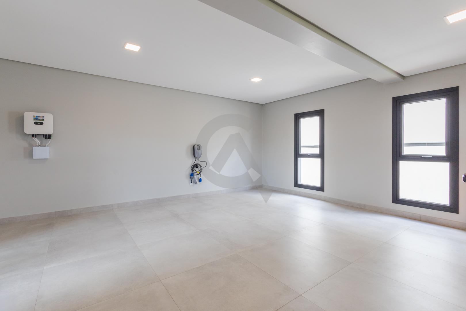 Casa em condom&iacute;nio &agrave; venda mobiliada 4 su&iacute;tes, p&aacute;tio com piscina em Canoas Rua Monte Castelo Canoas - 