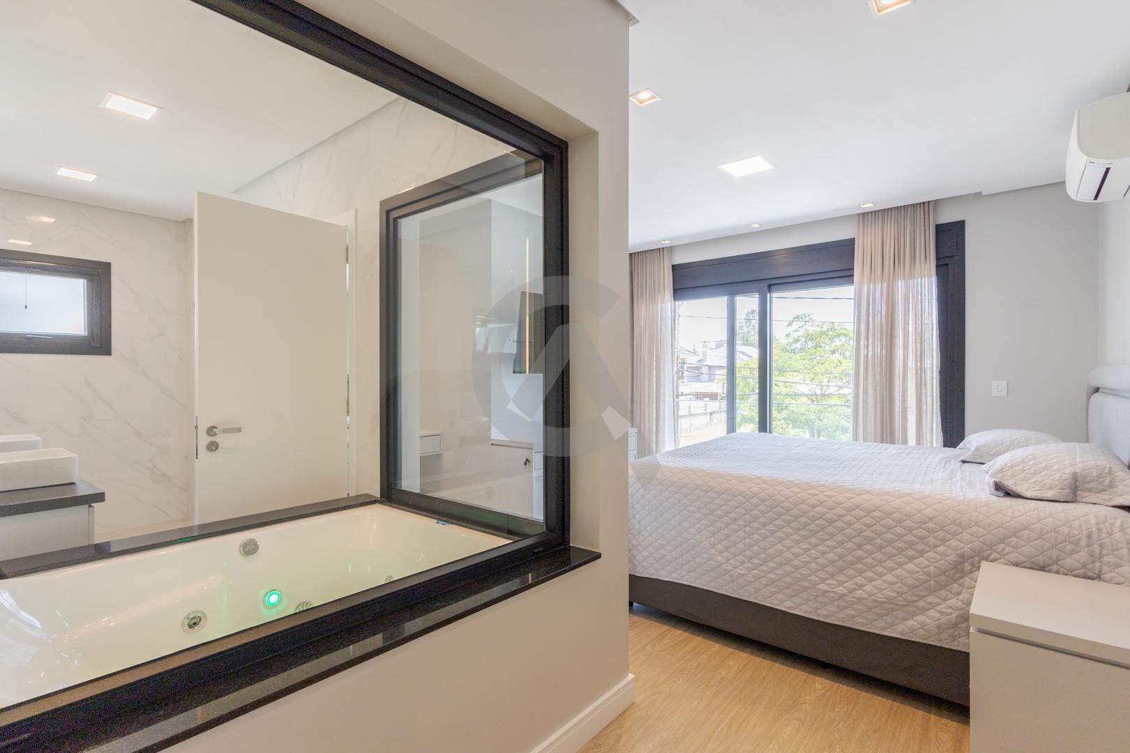 Casa em condom&iacute;nio &agrave; venda mobiliada 4 su&iacute;tes, p&aacute;tio com piscina em Canoas Rua Monte Castelo Canoas - 