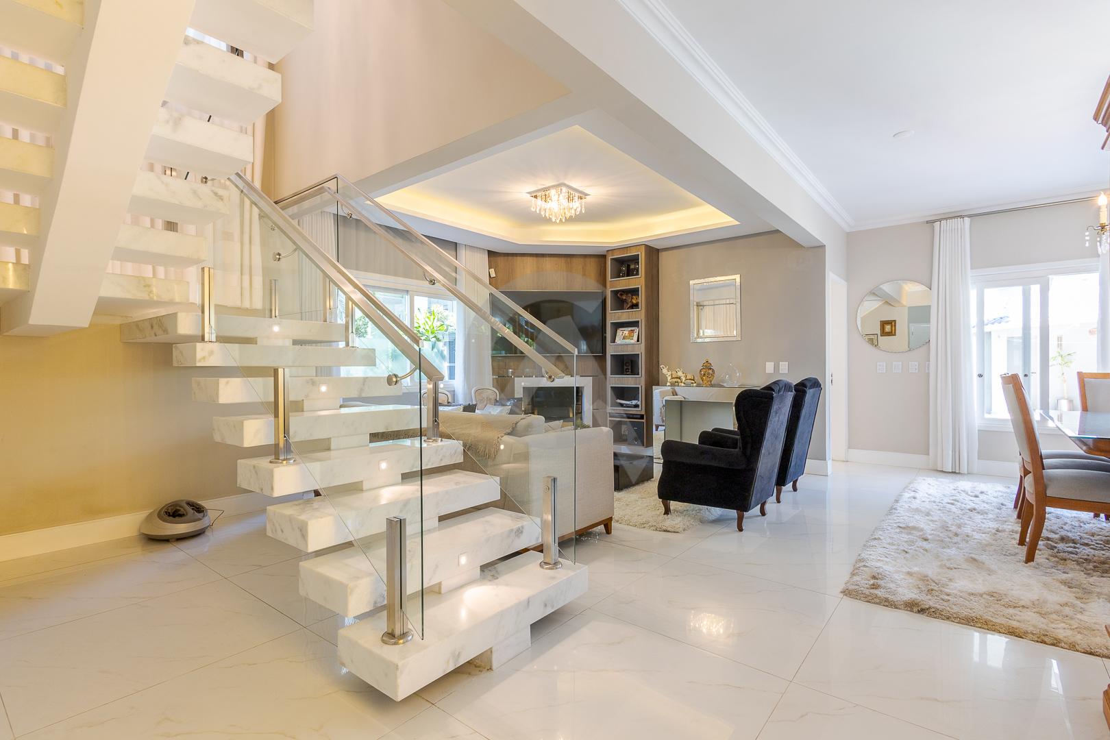 Casa em condom&iacute;nio alto pad&atilde;o &agrave; venda com piscina em Canoas Avenida Farroupilha Canoas - 