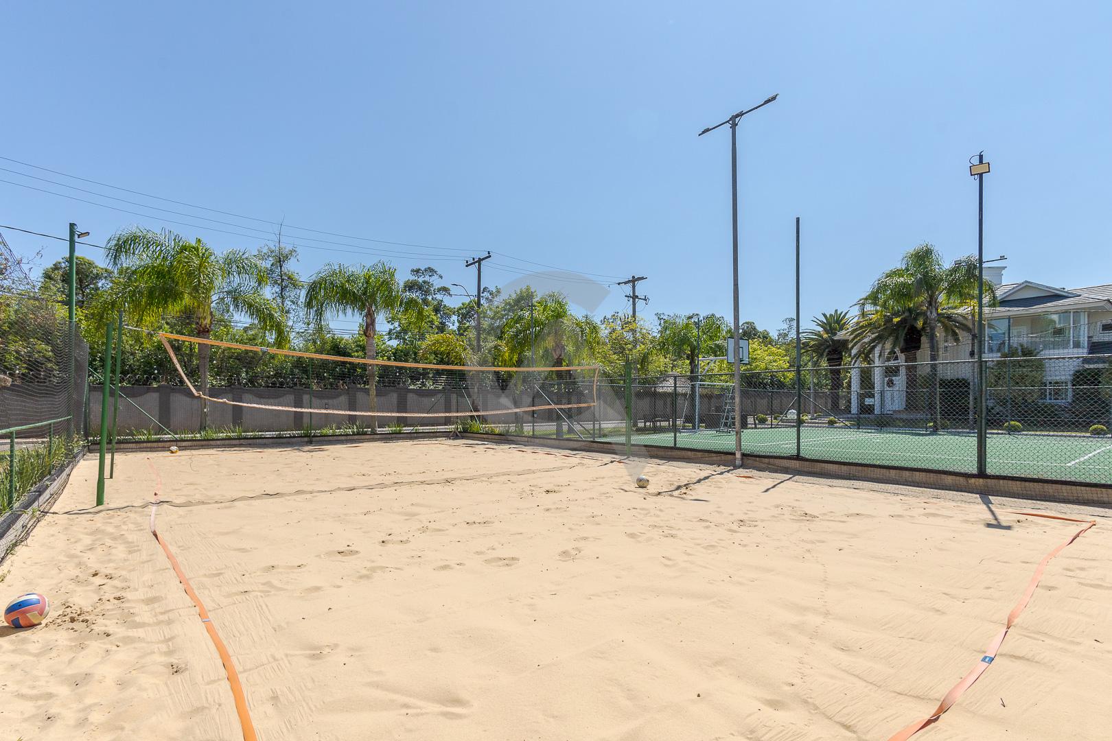Casa em condom&iacute;nio alto pad&atilde;o &agrave; venda com piscina em Canoas Avenida Farroupilha Canoas - 