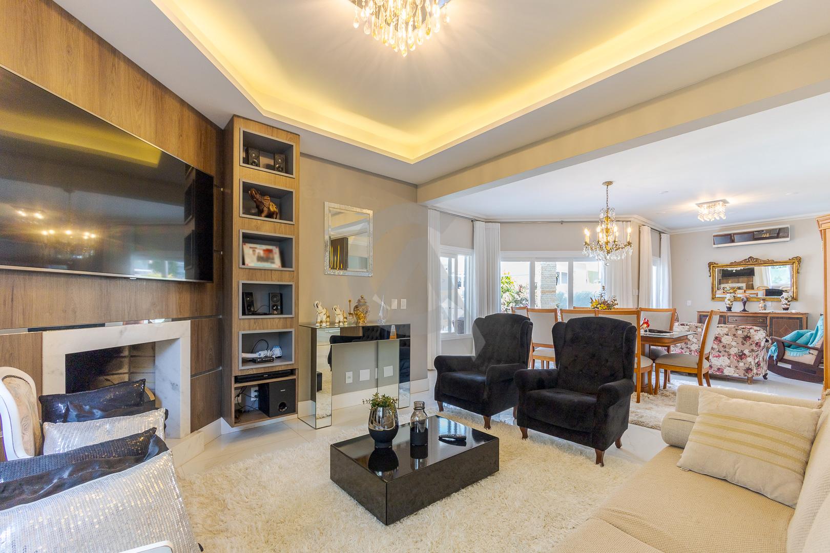 Casa em condom&iacute;nio alto pad&atilde;o &agrave; venda com piscina em Canoas Avenida Farroupilha Canoas - 