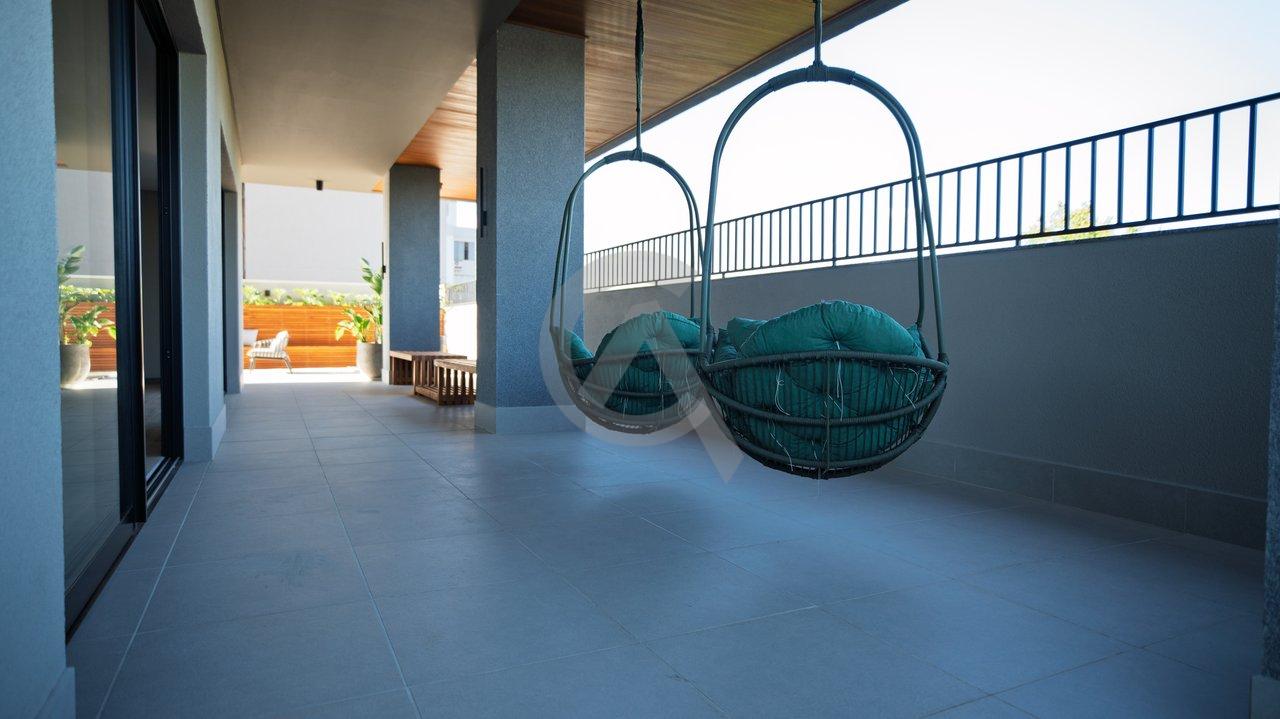 Apartamento com 2 suítes com 2 (dois) vagas de garagem Rua Doutor Selbach Canoas - 