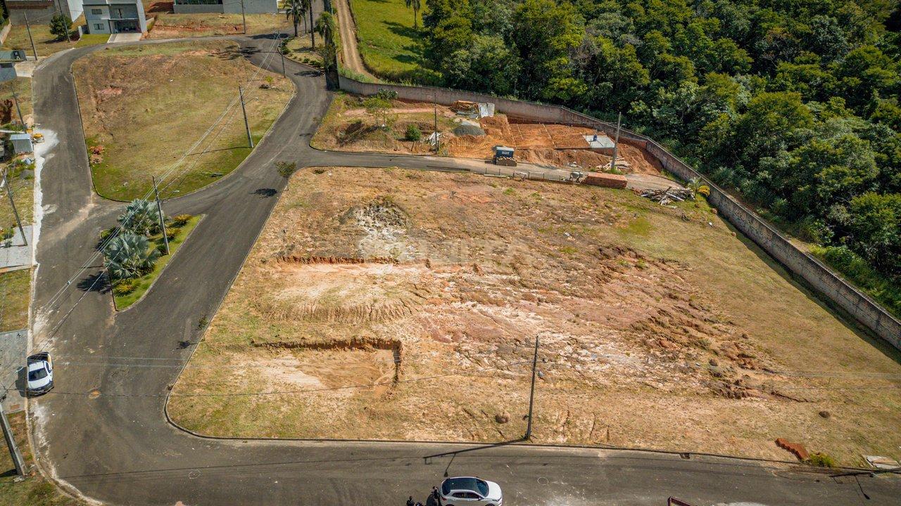 Lote/Terreno no Condomínio Água da Pedra / Ibaiti-PR Rua Matadouro Ibaiti - 