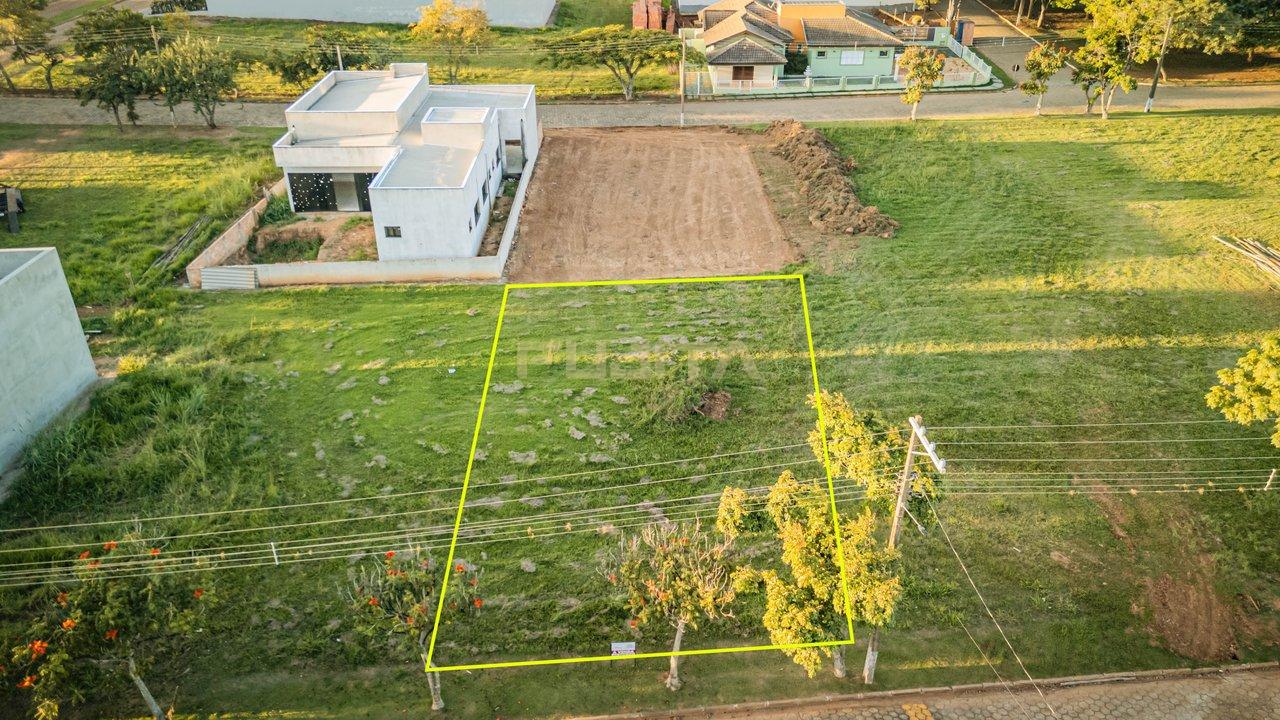 Lote/Terreno no Condomínio Ilha Bela / Carlópolis-PR Rua Alameda Tuiuiu CARLOPOLIS - 