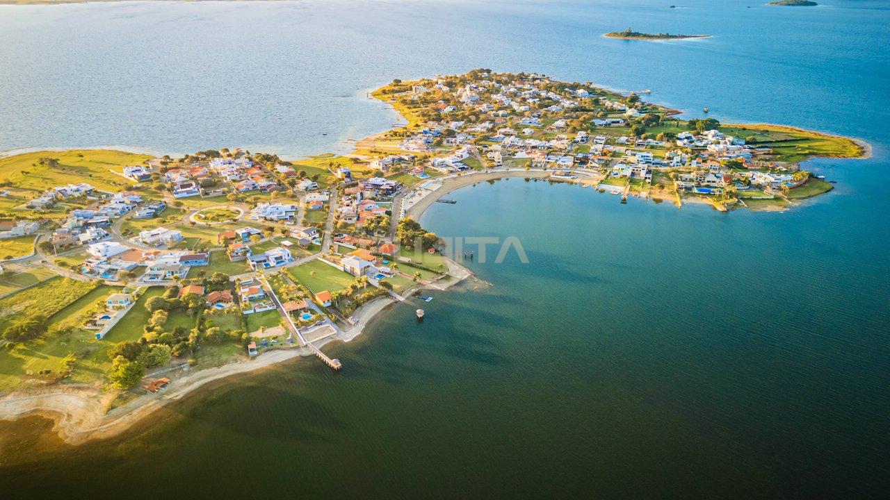 Lote/Terreno no Condomínio Ilha Bela / Carlópolis-PR Rua Alameda Tuiuiu CARLOPOLIS - 