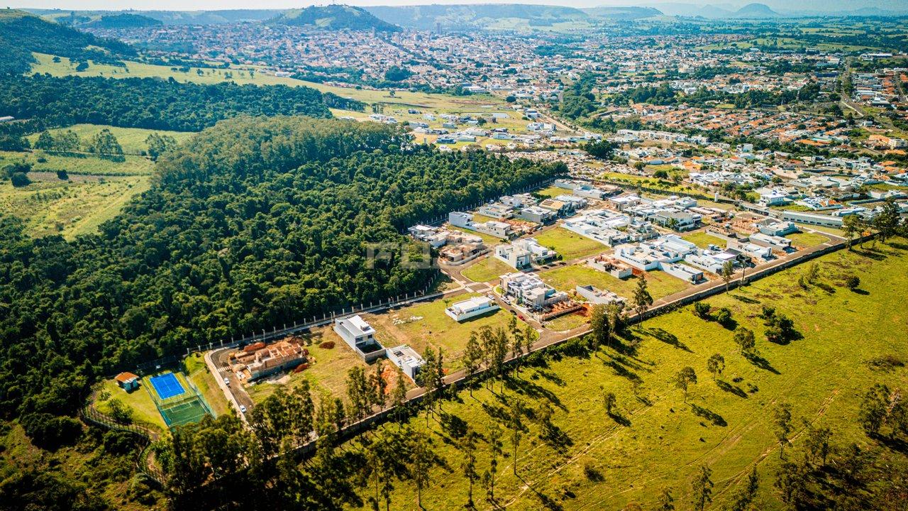 Lote/Terreno no Condomínio Monte Sinai / Santo Antônio da Platina-PR Rua Jornalista Coronel Moraes Santo Antonio da Platina - 