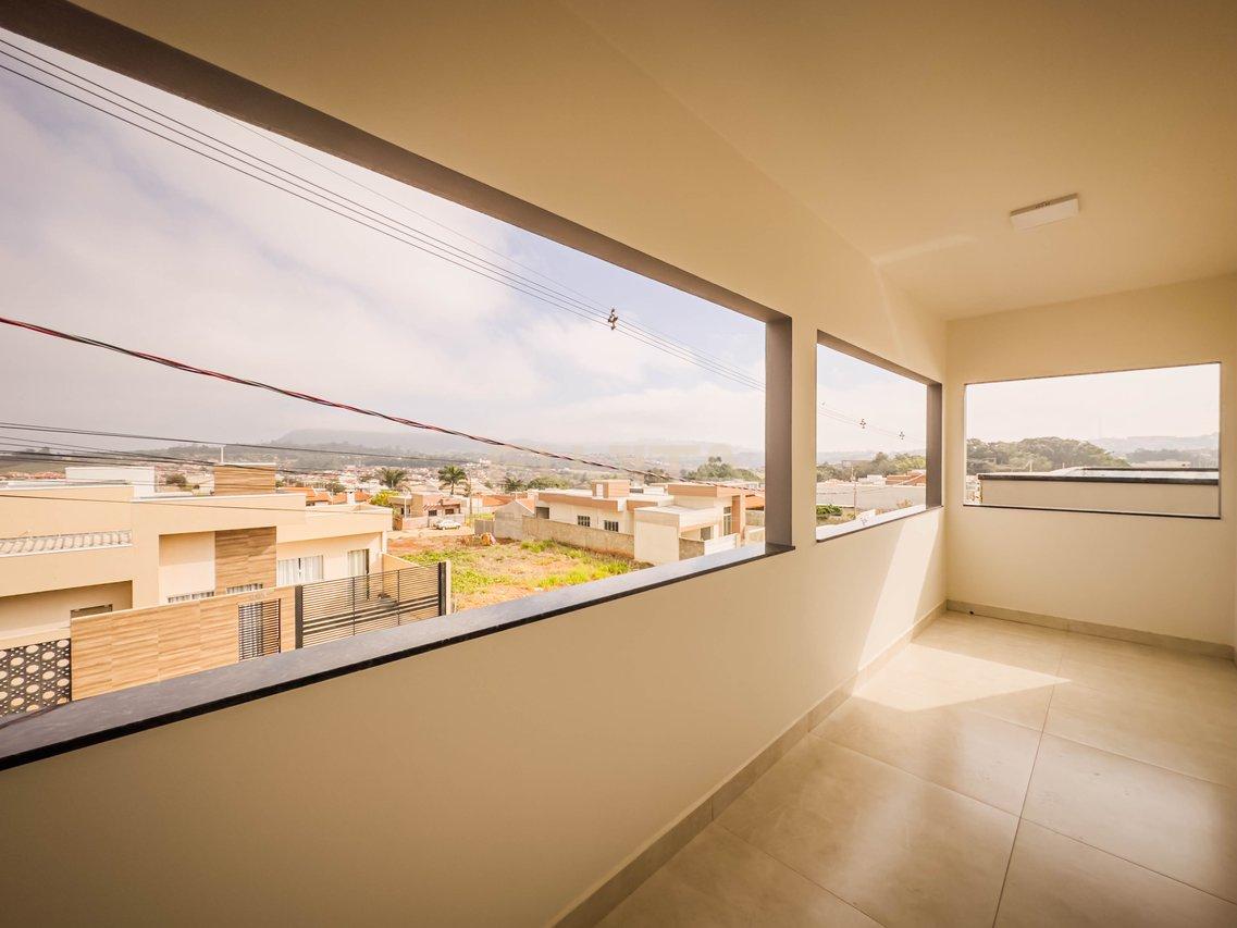 Residência de Alto Padrão no Residencial Arco-íris/ Siqueira Campos-PR Juritis SIQUEIRA CAMPOS - 