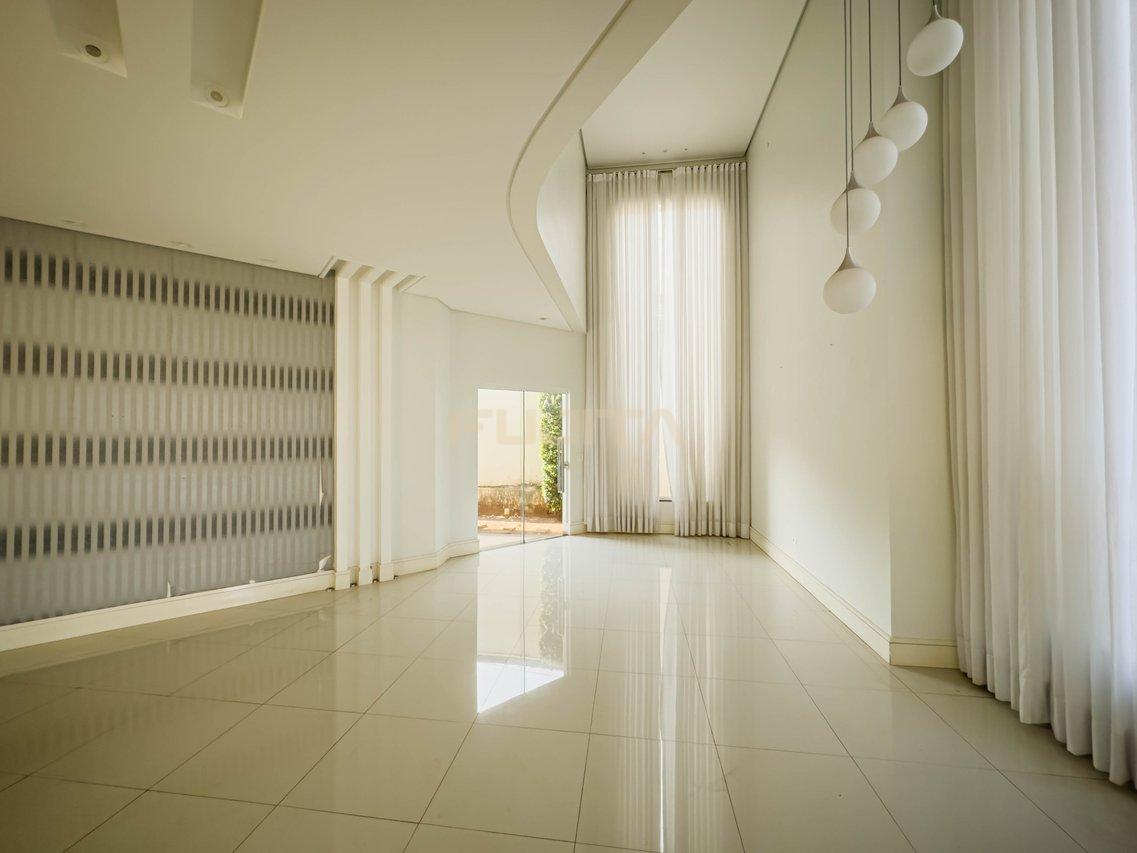Casa de alto padrão no Centro/ Santo Antônio da Platina-PR  Av. Oliveira Motta Santo Antonio da Platina - 