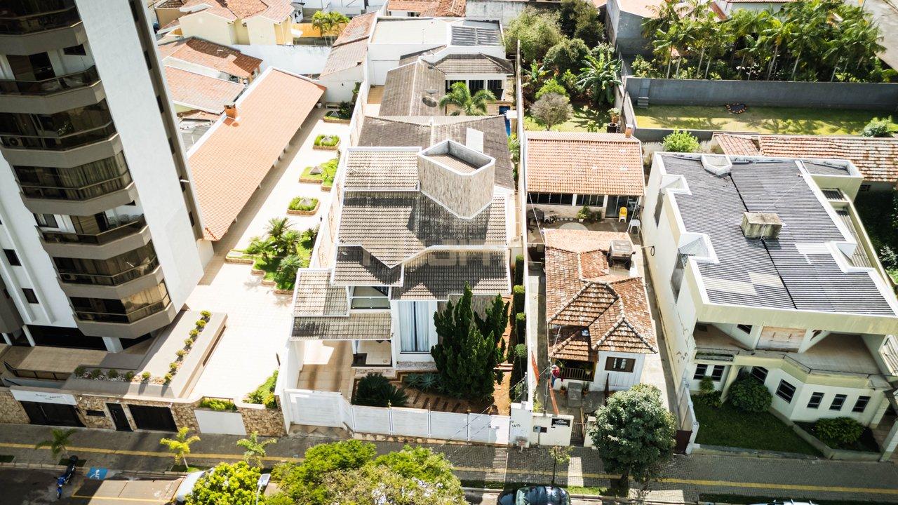 Casa de alto padrão no Centro/ Santo Antônio da Platina-PR  Av. Oliveira Motta Santo Antonio da Platina - 