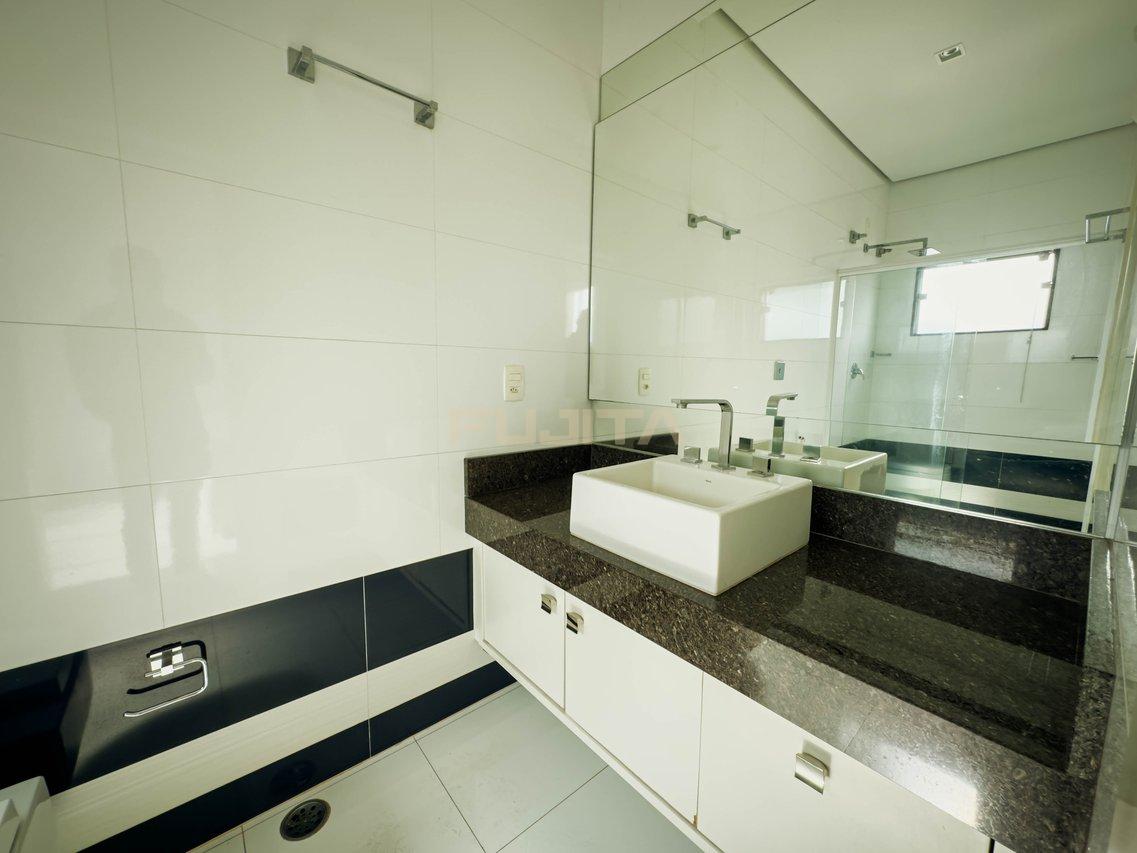Casa de alto padrão no Centro/ Santo Antônio da Platina-PR  Av. Oliveira Motta Santo Antonio da Platina - 