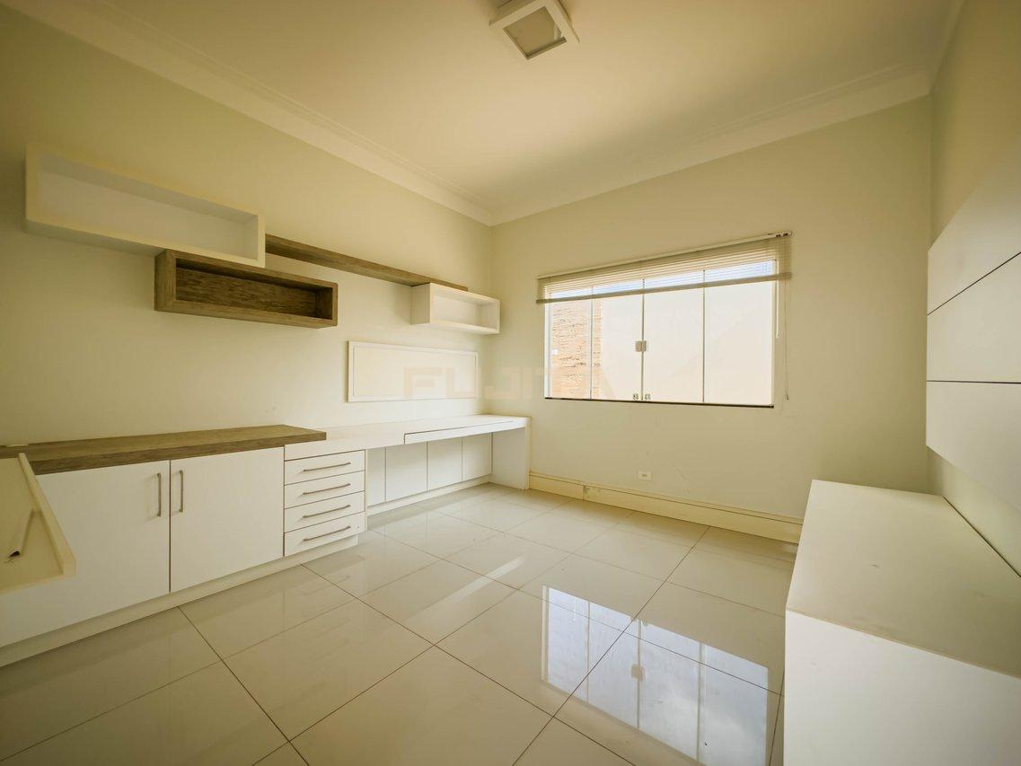 Casa de alto padrão no Centro/ Santo Antônio da Platina-PR  Av. Oliveira Motta Santo Antonio da Platina - 