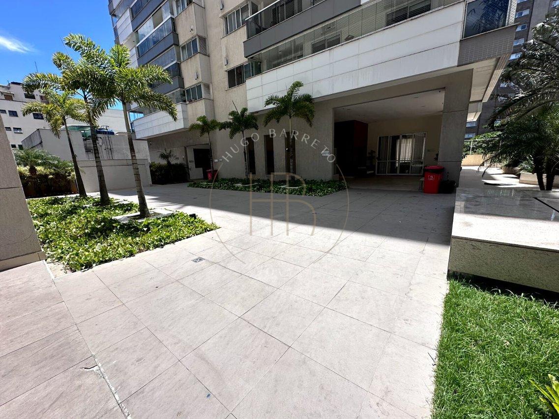 Apartamento Com 3 Quartos Sendo 1 Suíte 3 Banheiros e Com 2 Vagas - Botafogo-RJ Rua Mena Barreto - Botafogo.  Rio de Janeiro - 