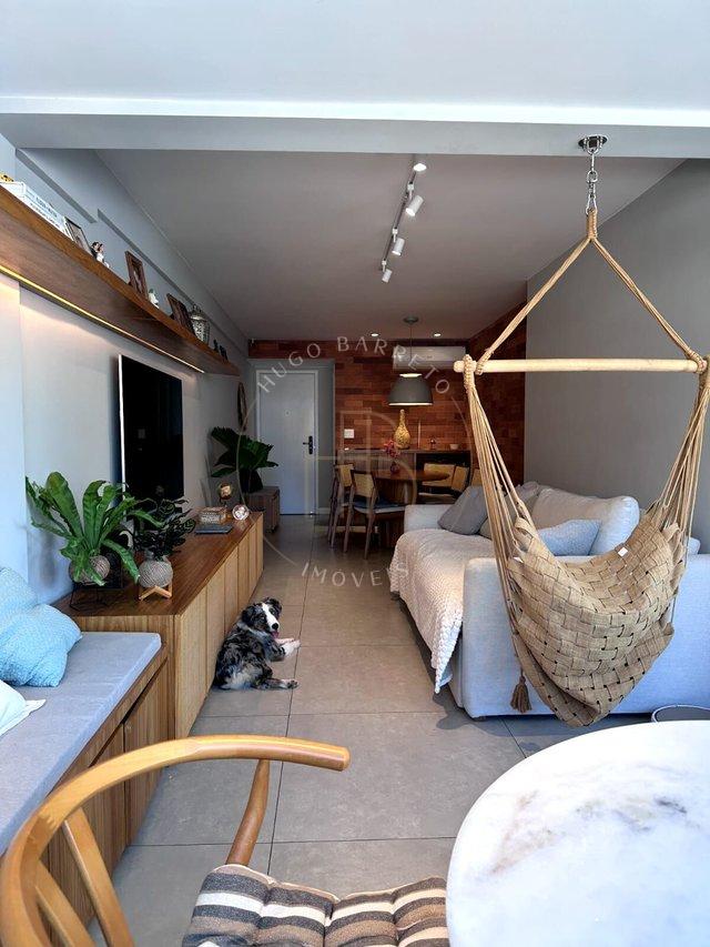 Apartamento Com 3 Quartos Sendo 1 Suíte 3 Banheiros e Com 2 Vagas - Botafogo-RJ Rua Mena Barreto - Botafogo.  Rio de Janeiro - 